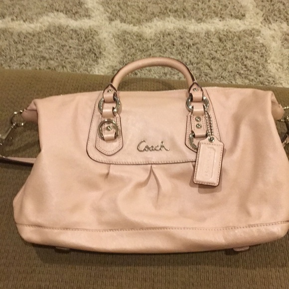 Coach handbag - Picture 1 of 8